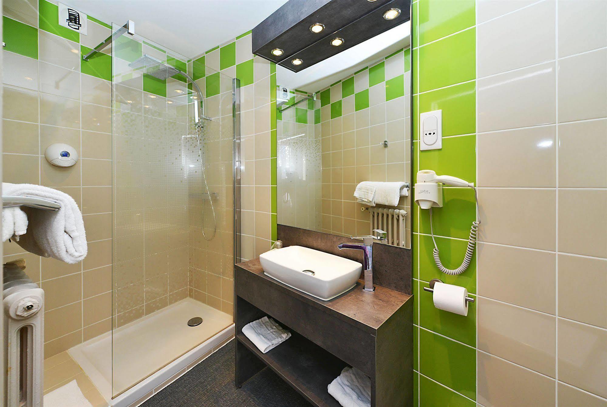 Hotel Concorde - Rodez Centre Ville Bagian luar foto