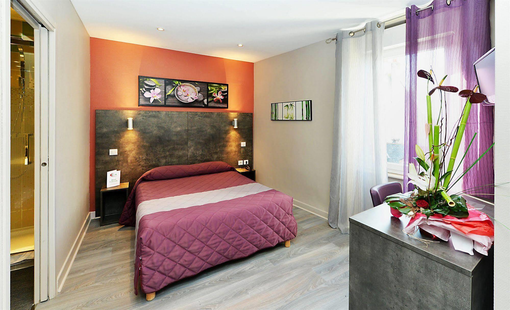 Hotel Concorde - Rodez Centre Ville Bagian luar foto